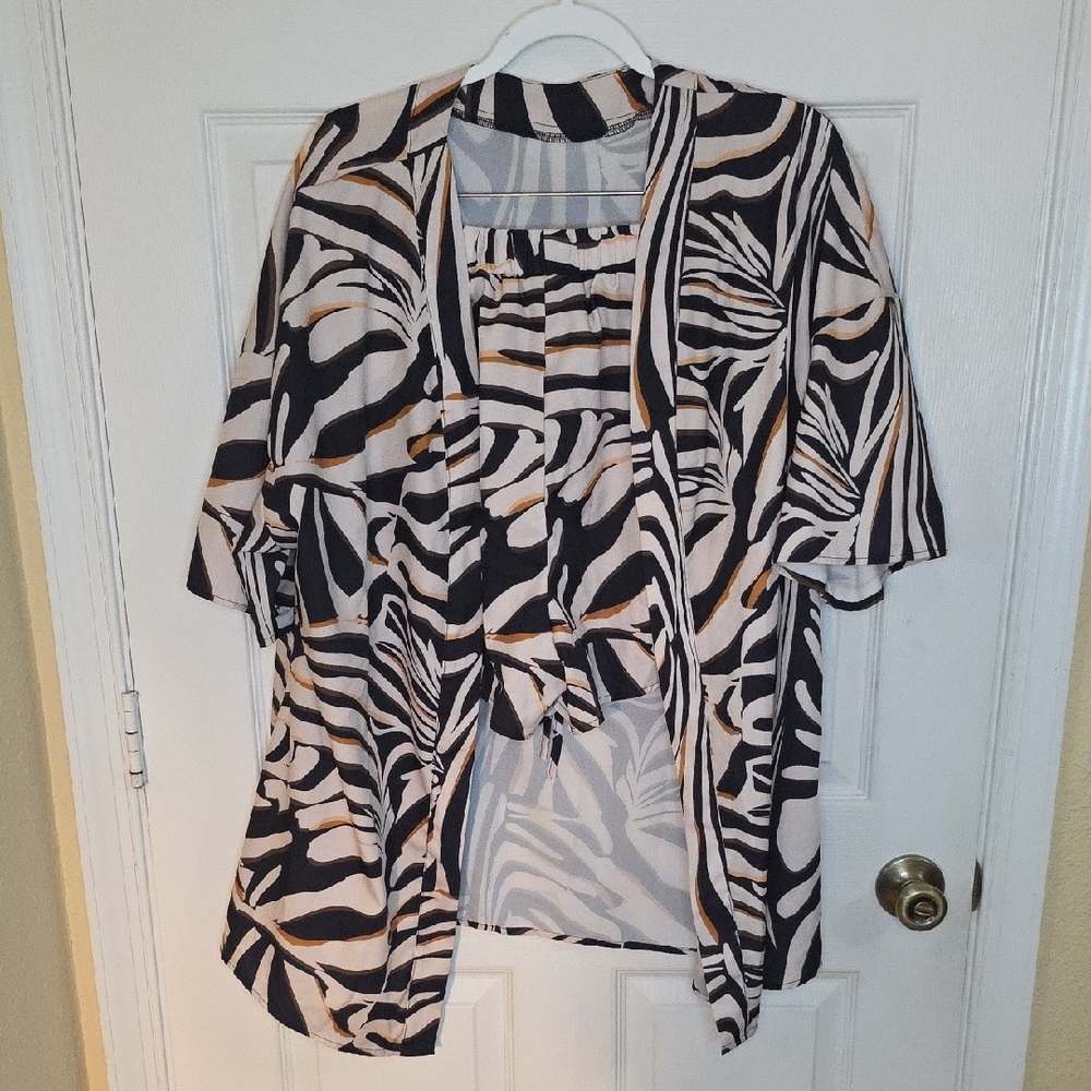 Shein Zebra Print Shorts And Top Beach Coverup